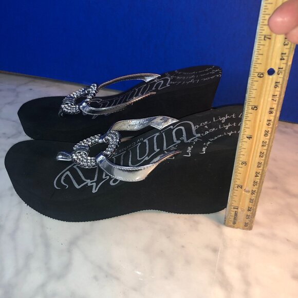 Womens Unity Sandal Flip Flops by Carlos Santana Black 3-1/2" heel Sz 10M - Picture 3 of 10